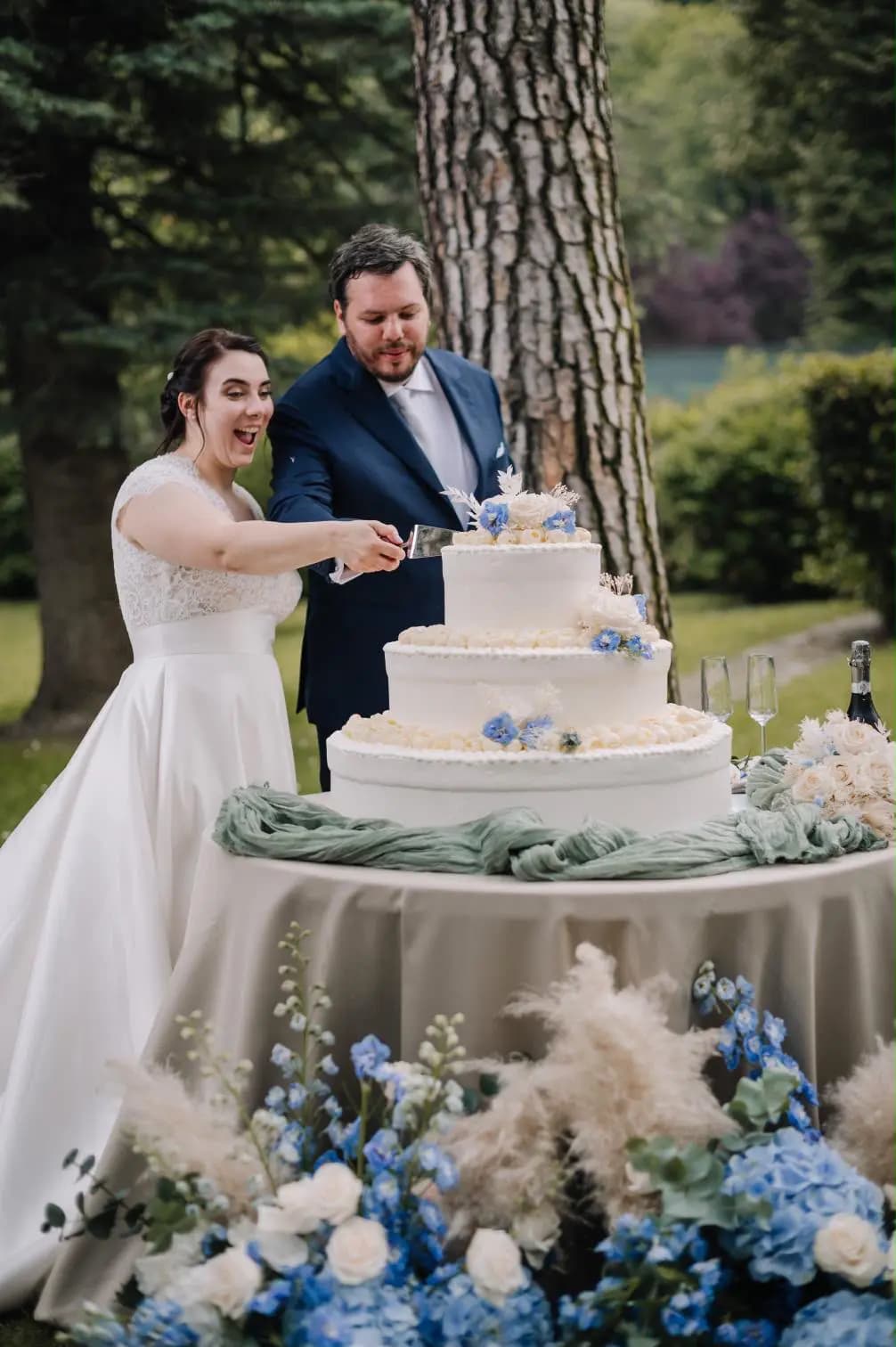 Taglio della torta nuziale